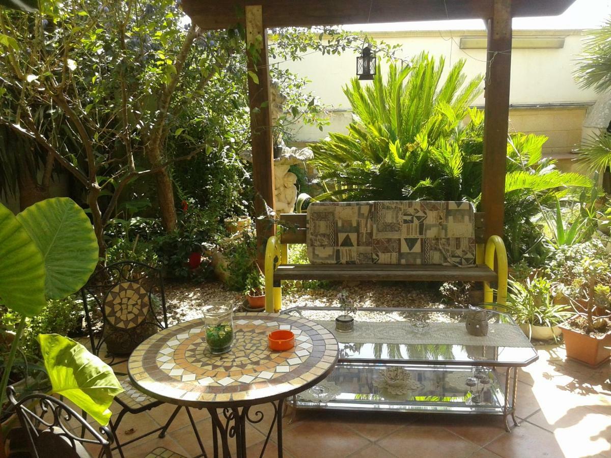B&B Tra i mari del Salento Lecce Esterno foto