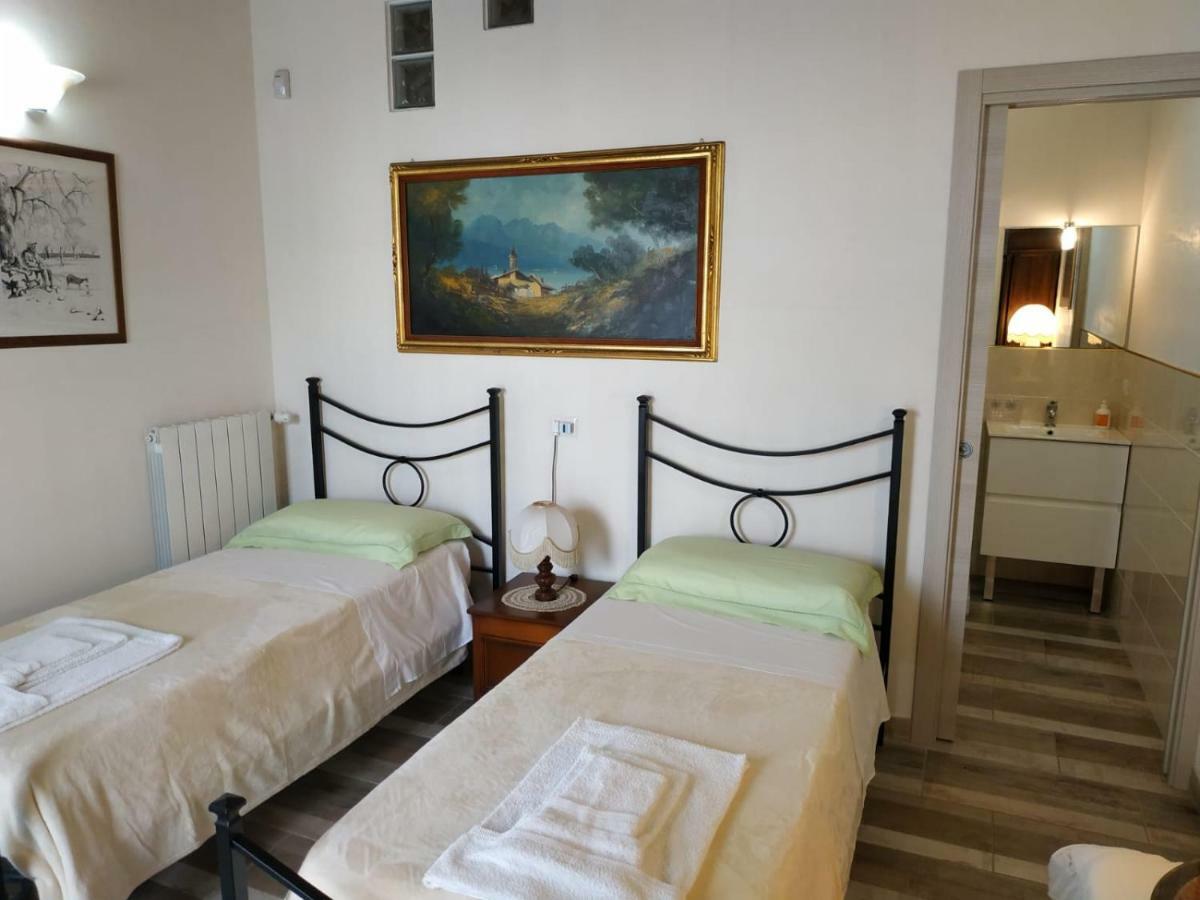 B&B Tra i mari del Salento Lecce Esterno foto