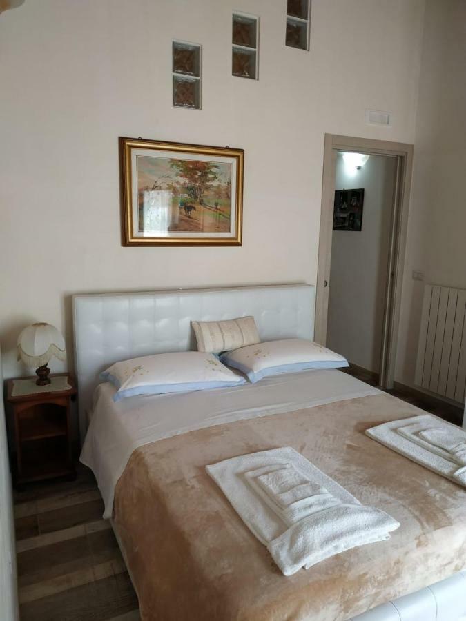 B&B Tra i mari del Salento Lecce Esterno foto
